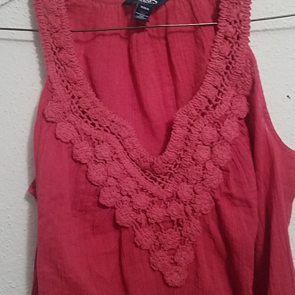 Tank top - Picture 2 of 3